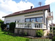 Einfamilienhaus mit Garage