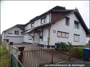 Wohnhaus mit Doppelgarage