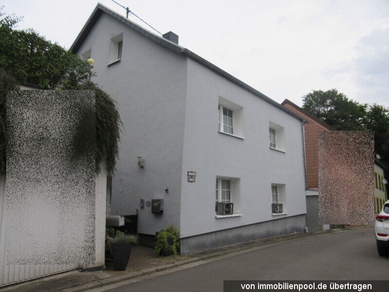 Zweifamilienhaus
