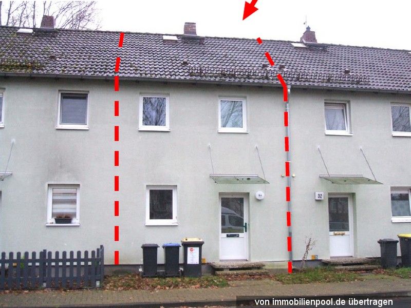 Reihenmittelhaus u. Anteil an Verkehrsfläche