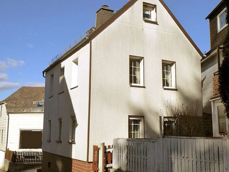 Kleines Haus für 1 bis 2 Personen in zentraler Lage von Naila