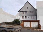 Zwangsversteigerung Zweifamilienhaus und Gartengrundstück