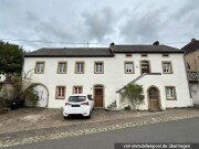 Zweifamilienwohnhaus