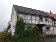 Zwangsversteigerung Einfamilienhaus mit Nebengebäuden