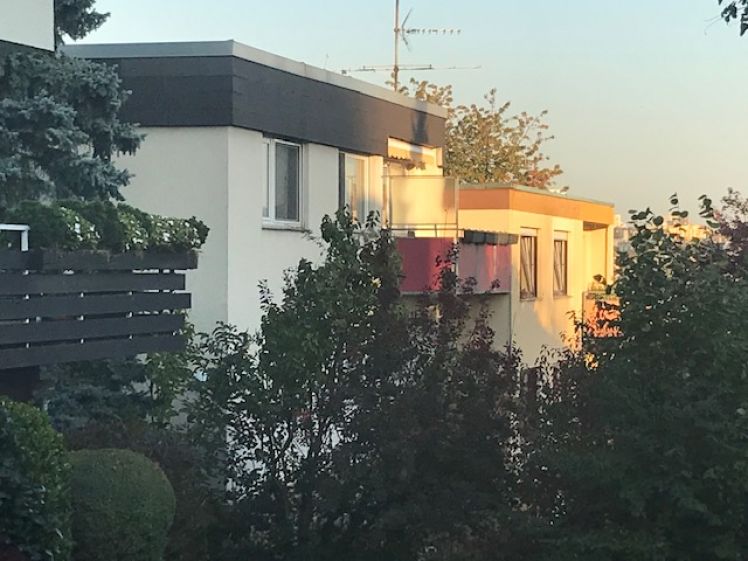 Mehrfamilienhaus in prädestinierter Lage mit Blick über die Höhen vo…
