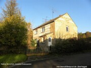 Einfamilienhaus sowie Land- und Forstwirtschaftsflächen