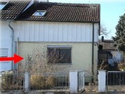 zwei Einfamilienhäuser mit Doppelgarage, u.a.