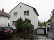 Einfamilienhaus mit Garage