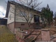 Einfamilienhaus mit Garage