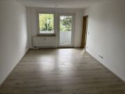 3 Raum Wohnung mit Balkon und Stellplatz ab sofort