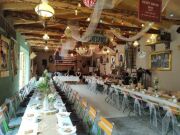 Spitzen Veranstaltungshalle im Saloon-Style zu vermieten (Preis nach…