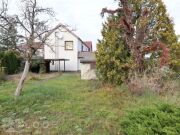 Gemeinsam nah, trotzdem getrennt: Zweifamilienhaus mit Realteilung u…