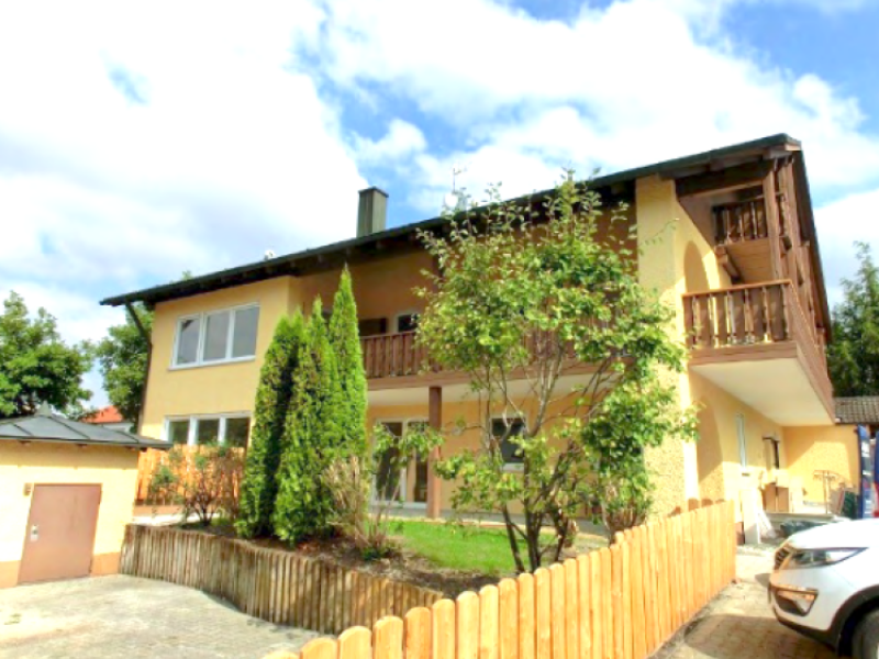 **4-Zimmer-Wohnung mit grossem Balkon in Egglfing**