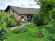 Großzügiges Dreifamilienhaus mit Weitblick – Wohnkomfort, Ruhe und v…
