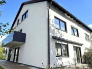 Großzügige Doppelhaushälfte in ruhiger Bestlage in Neutraubling!