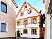 Repräsentative Büro-/Praxisfläche mit Terrasse in zentraler Lage!