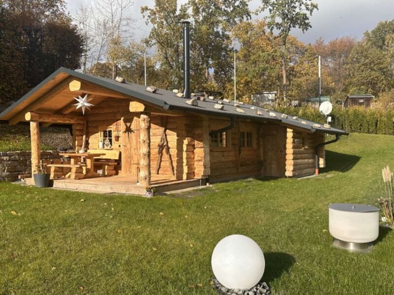 MUSTERHAUS - Skihütte - Wochenendhaus - Gartenlaube - Vollholzstämme…