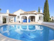 Ebenerdiges Sonnenhaus am Monte Pego mit Pool und Terrasse