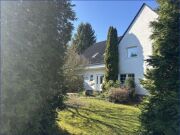 Zauberhafte Doppelhaushälfte mit Wintergarten, Kamin und Garten – Wo…