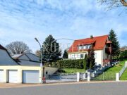 Sofort frei: Zweifamilienhaus mit Fernblick in Spitzenlage!