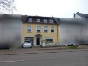 Dreifamilienwohnhaus