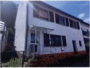 Einfamilienhaus mit Anbau und Schuppen