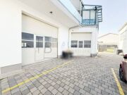 Attraktiver Gewerbekomplex mit zwei Werkstätten, Lager- und Bürofläc…
