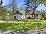 Charaktervolle Unternehmervilla der 50er Jahre mit Entwicklungspoten…