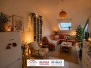 Kapitalanlage in Mannheim Q7: Vermietete 2-Zimmer-DG-Wohnung mit Bal…