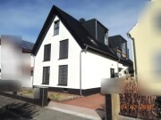 Einfamilienhaus mit Garage
