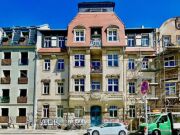 Wohnen im Szenekiez Neustadt mit großen Balkon