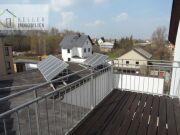 Langenhessen - 2-Raum-Dachgeschosswohnung mit großem Balkon, Tageslichtbad mit Dusche.