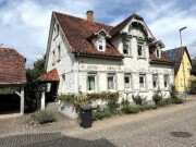 Einfamilienhaus mit Carport
