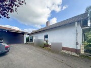 Einfamilienhaus mit Doppelgarage