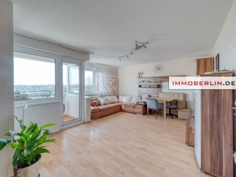IMMOBERLIN.DE - Ansprechende Wohnung mit Loggia in ruhiger Lage