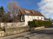 1/2 Anteil an Wohnhaus mit Nebengebäude