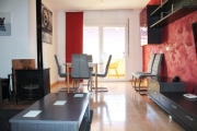 Wohnung mit 3 Schlafzimmern, Parkplatz und Abstellraum
