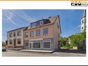 Reihenendhaus mit Gewerbeeinheit