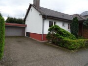 Einfamilienhaus mit Doppelgarage