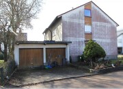 Zweifamlienwohnhaus mit Doppelgarage
