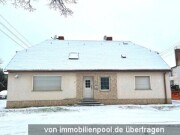 Einfamilienhaus mit Anbau und Garage