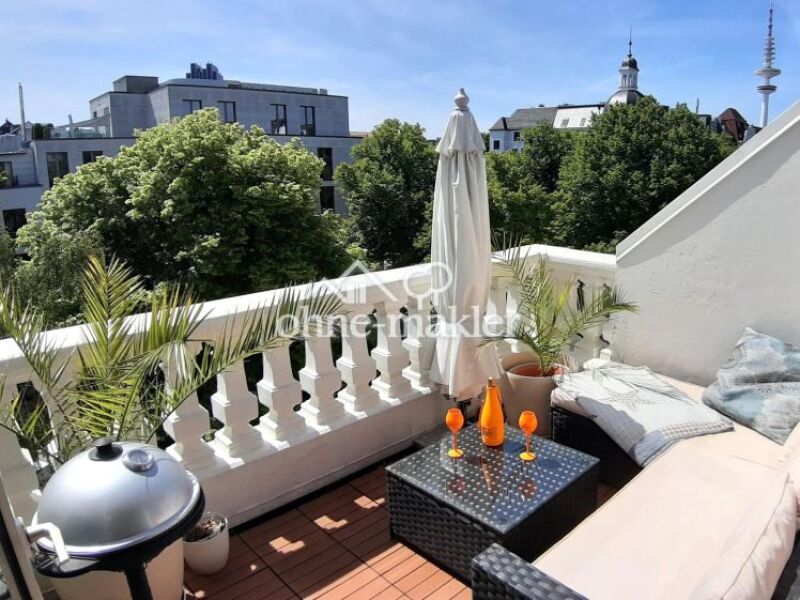 1A Lage, Lage, Lage! von Privat! Sonnige, helle Penthousewohnung Rot…