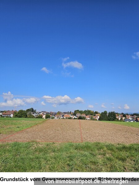 Grundstück_vom_Gewannenweg_Richtung_Fahrweg