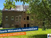 Teilsaniertes 2- Familienhaus mit Ausbaureserve und großem Grundstück in ruhiger Lage!