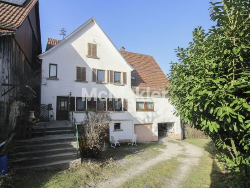 Charmantes EFH mit großem Garten und viel Potenzial in ruhiger Natur…