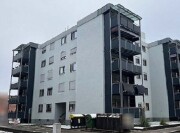 Vierzimmerwohnung mit Garage und PKW-Stellplätzen