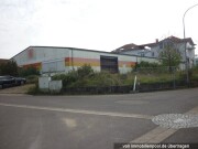 Gewerbehalle  und Doppelgarage