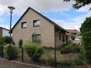 Einfamilienhaus mit Garage