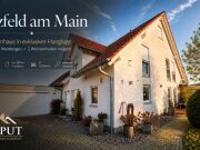 Freistehendes Einfamilienhaus in Hanglage an den Weinbergen