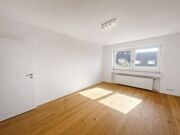 Wunderschöne Zwei-Zimmerwohnung mit großem Balkon und hochwertiger A…